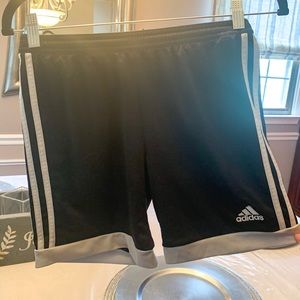 ADIDAS ATHLETIC SHORTS🩳